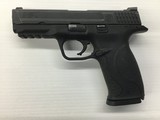 SMITH & WESSON M&P
.40 S&W - 1 of 3