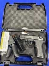 BERETTA PX4 STORM .40 S&W - 1 of 3