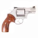 SMITH & WESSON PERFORMANCE CENTER MODEL 686 .357 MAG - 2 of 3