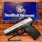 SMITH & WESSON SD9 VE 9MM LUGER (9x19 PARA) - 1 of 3