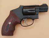 SMITH & WESSON 442 ULTIMATE CARRY .38 SPL - 2 of 3
