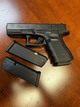 GLOCK G23 GEN 4 .40 S&W - 1 of 3