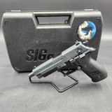 SIG SAUER MOSQUITO .22 LR