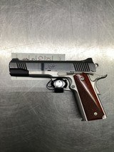 KIMBER
custom II .45 ACP - 2 of 2