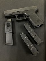 GLOCK G19 GEN 4 9MM LUGER (9X19 PARA) - 1 of 3