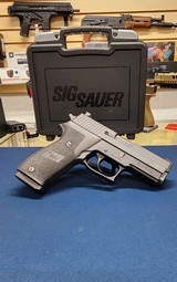 SIG SAUER P220 CARRY .45 ACP - 2 of 3