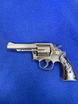 SMITH & WESSON MODEL 10 .38 SPL - 1 of 3