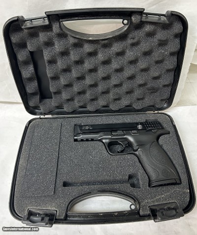SMITH & WESSON M&P22 .22 LR