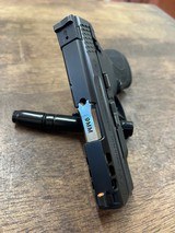 SMITH & WESSON 9 SHIELD PLUS PERFORMANCE CENTER 9MM LUGER (9x19 PARA) - 3 of 3