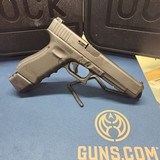 GLOCK G35 GEN 4 .40 S&W - 1 of 3