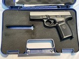 SMITH & WESSON SW9VE 9MM LUGER (9x19 PARA) - 3 of 3