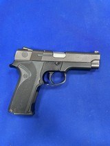 SMITH & WESSON 4044 .40 S&W - 2 of 3