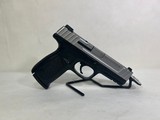 SMITH & WESSON SD9 VE 9MM LUGER (9x19 PARA) - 1 of 3