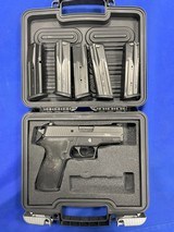 SIG SAUER P226 .40 S&W - 1 of 3