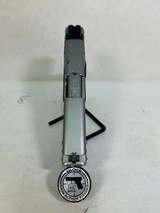 SMITH & WESSON SD40 VE .40 S&W - 3 of 3