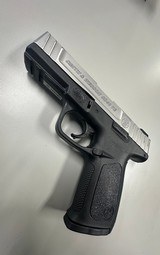 SMITH & WESSON SD40 VE .40 S&W - 3 of 3