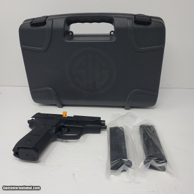 SIG SAUER M11-A1 9MM LUGER (9x19 PARA)