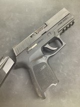 SIG SAUER P250 COMPACT .40 S&W - 1 of 3