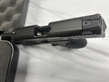 SMITH & WESSON M&P40 COMPACT .40 S&W - 3 of 3