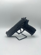 SIG SAUER SP2022 9MM LUGER (9x19 PARA)