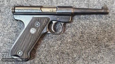 RUGER MK I
.22 LR