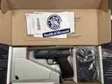 SMITH & WESSON PERFORMANCE CENTER M&P9 METAL CARRY COMP (FULL SIZE) 9MM LUGER (9X19 PARA) - 1 of 3