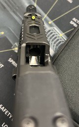 SMITH & WESSON PERFORMANCE CENTER M&P9 METAL CARRY COMP (FULL SIZE) 9MM LUGER (9X19 PARA) - 3 of 3