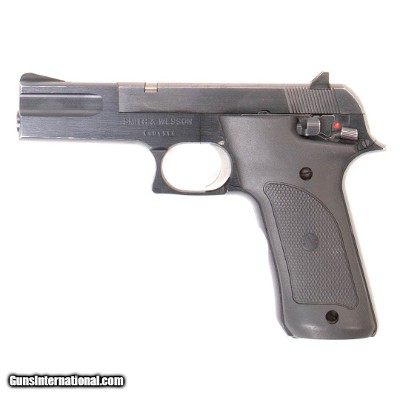 SMITH & WESSON MODEL 422 .22 LR