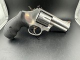 SMITH & WESSON MODEL 686-6 PLUS .357 MAG - 2 of 3