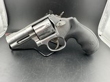SMITH & WESSON MODEL 686-6 PLUS .357 MAG - 1 of 3