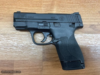 SMITH & WESSON M&P40 SHIELD M2.0 .40 S&W