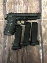 TAURUS PT 92 AF 9MM LUGER (9x19 PARA) - 1 of 3
