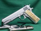REMINGTON 1911 R1 STAINLESS .45 ACP - 2 of 3