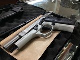 BERETTA 92FS INOX 9MM LUGER (9X19 PARA) - 2 of 3