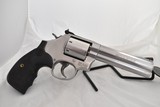 SMITH & WESSON 686 PLUS 3-5-7 MAGNUM SERIES .357 MAG - 3 of 3