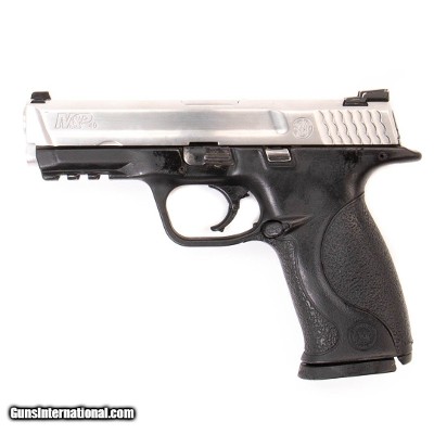 SMITH & WESSON M&P40 .40 S&W