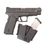 SPRINGFIELD ARMORY XDM-40 .40 S&W - 3 of 3
