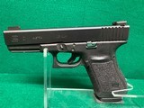 GLOCK 21 GEN 3 .45 ACP - 1 of 3