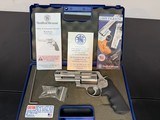 SMITH & WESSON S&W 500 X-FRAME .500 S&W MAG - 1 of 3