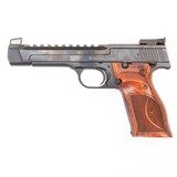 SMITH & WESSON 41 PERFORMANCE CENTER .22 LR - 1 of 3