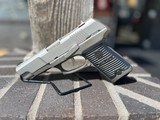 RUGER p89 DAO 9MM LUGER (9x19 PARA) - 2 of 2