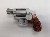 SMITH & WESSON 642 LADYSMITH .38 SPL - 2 of 3