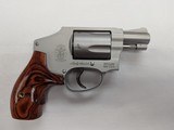 SMITH & WESSON 642 LADYSMITH .38 SPL - 1 of 3
