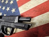 SMITH & WESSON M&P9 9MM LUGER (9x19 PARA) - 2 of 3