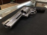SMITH & WESSON 460 V .460 S&W MAGNUM - 2 of 3