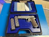 DAN WESSON SPECIALIST .45 ACP - 1 of 3