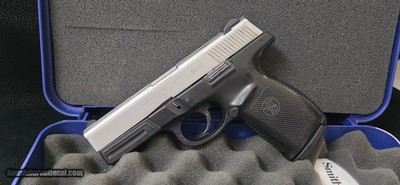 SMITH & WESSON SIGMA 9VE 9MM LUGER (9X19 PARA)
