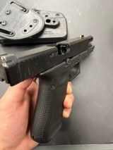 GLOCK 17 GEN 5 9MM LUGER (9x19 PARA) - 2 of 3