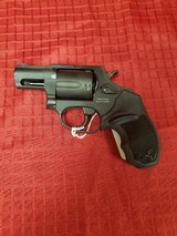 TAURUS 605 .38 SPECIAL/.357 MAGNUM - 1 of 2
