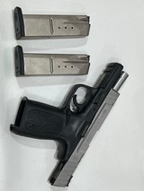 SMITH & WESSON SD40 VE .40 CALIBER - 3 of 3